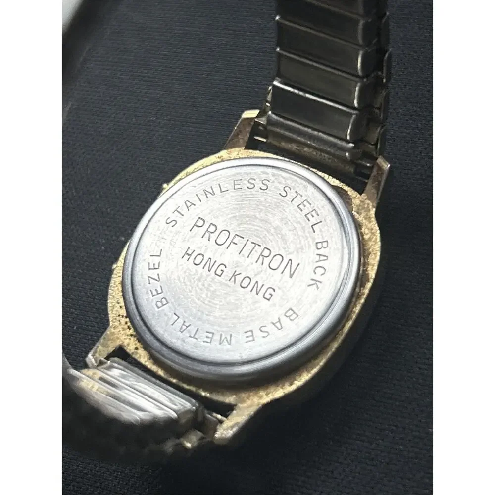 Vintage Cariole Solar Quartz Watch